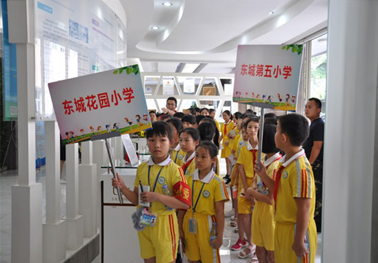 東城花園小學(xué)來優(yōu)科開展科普體驗(yàn)活動(dòng)-1.jpg